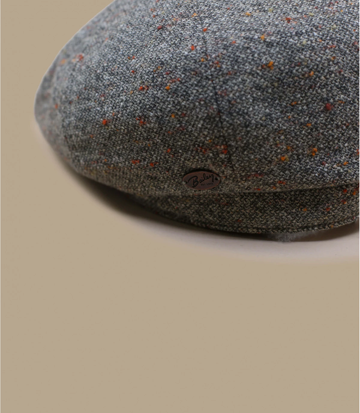 Bailey Currin Plaza Taupe 4 Bailey Currin Plaza Taupe – Image 2